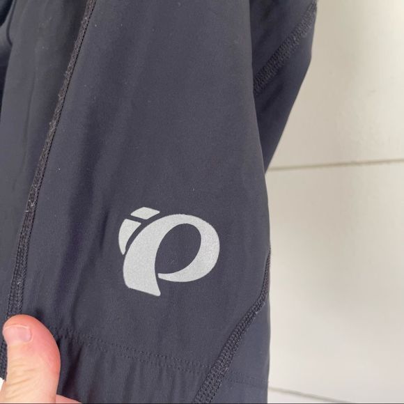 Pearl Izumi Escape Quest Bike Shorts - Picture 2 of 8